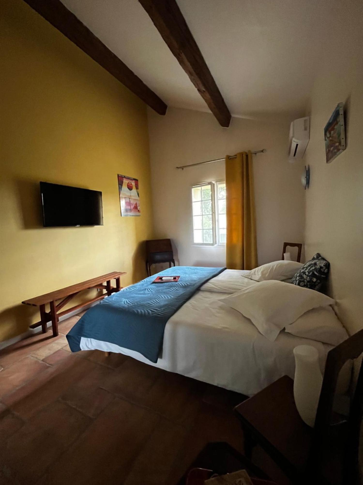Chambres D'Hotes La Soulenque Luxury B & B Capestang Exteriér fotografie